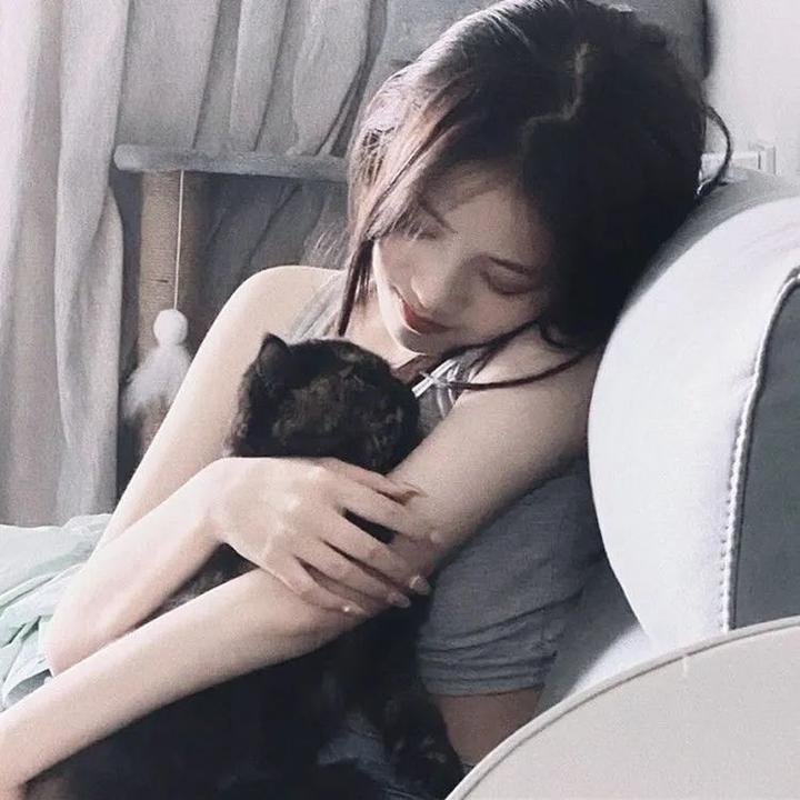 多情女偏遇薄情人